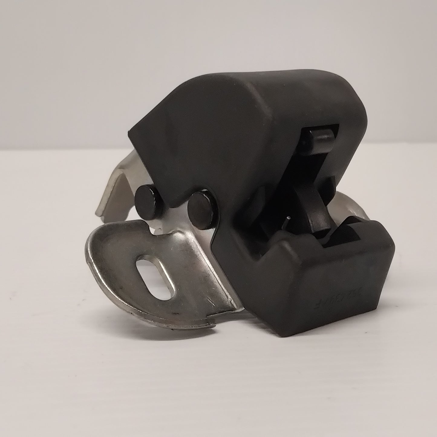 Genuine Renault Lock Rear Door M2 | 77 00 351 415