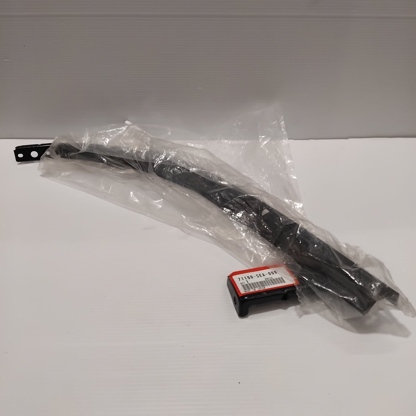 Genuine Honda Beam Comp., L. Fr. Bumper | 71190SEA000