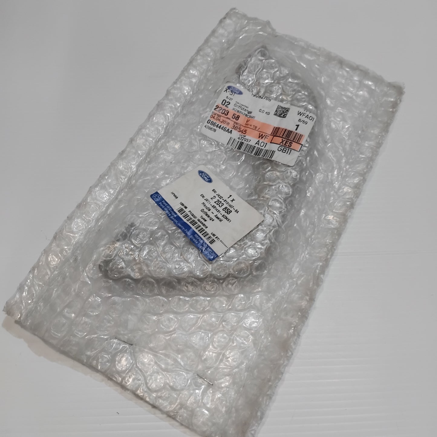 Genuine Ford Handle - Assist | 2203858