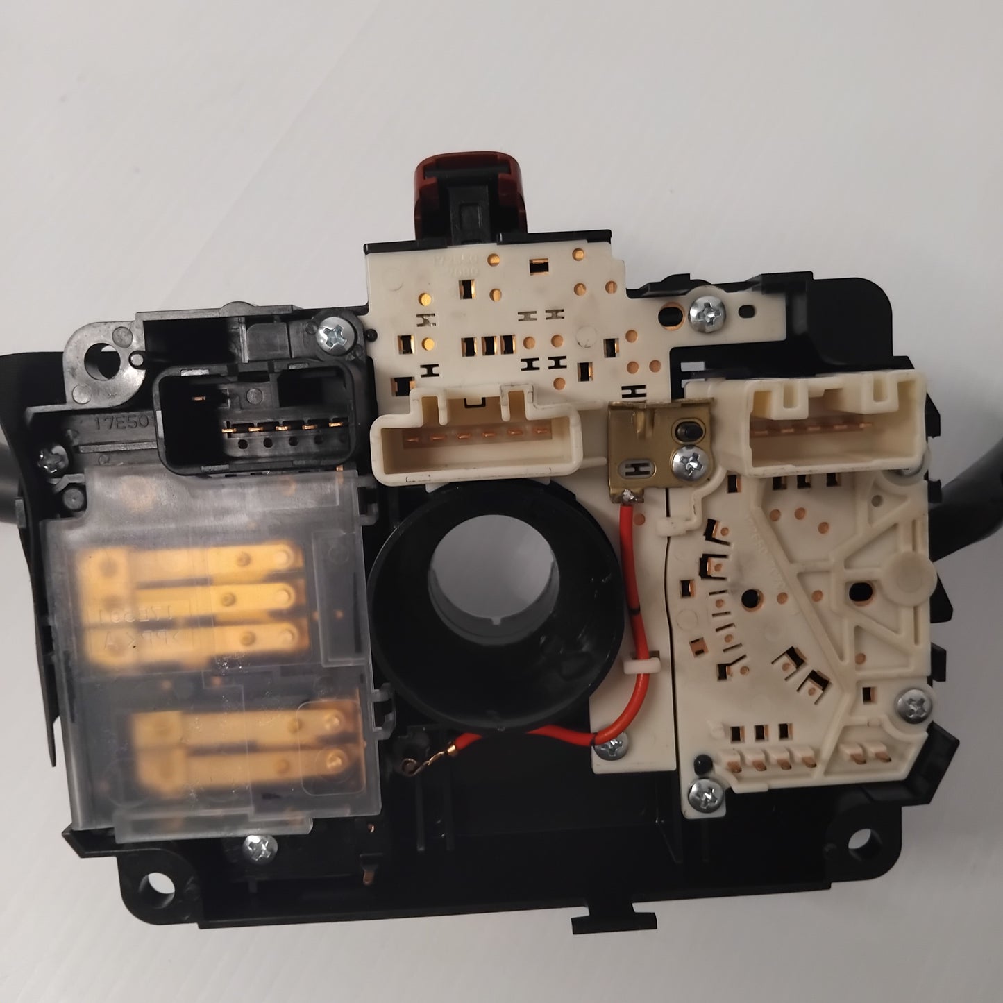 Genuine Suzuki Switch Assy  Combinati | 37400-76G03-000