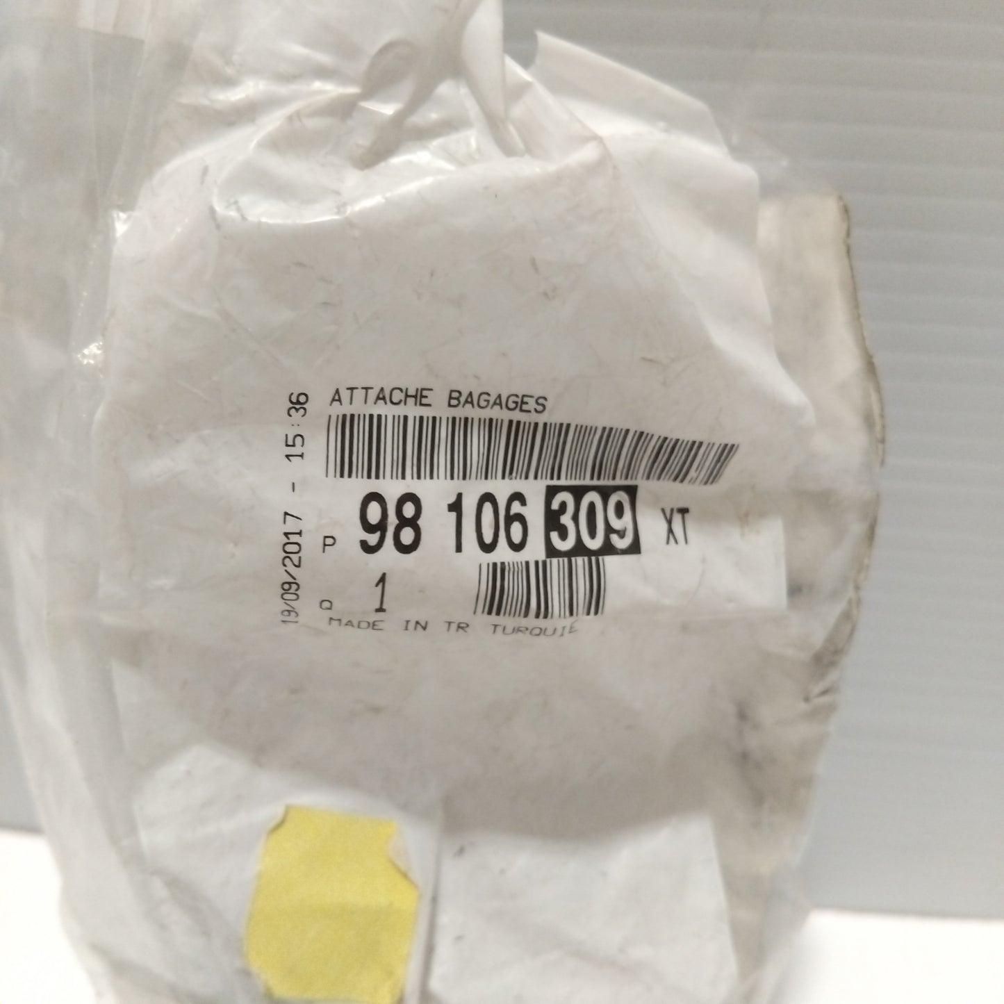 Genuine Peugeot Baggage Tie | 98106309XT