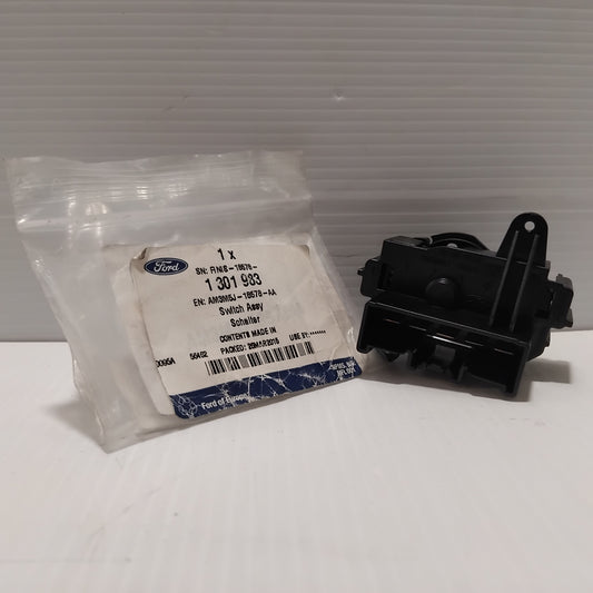 Genuine Heater Control Switch - Ford Focus 2003-2007 | 1301983