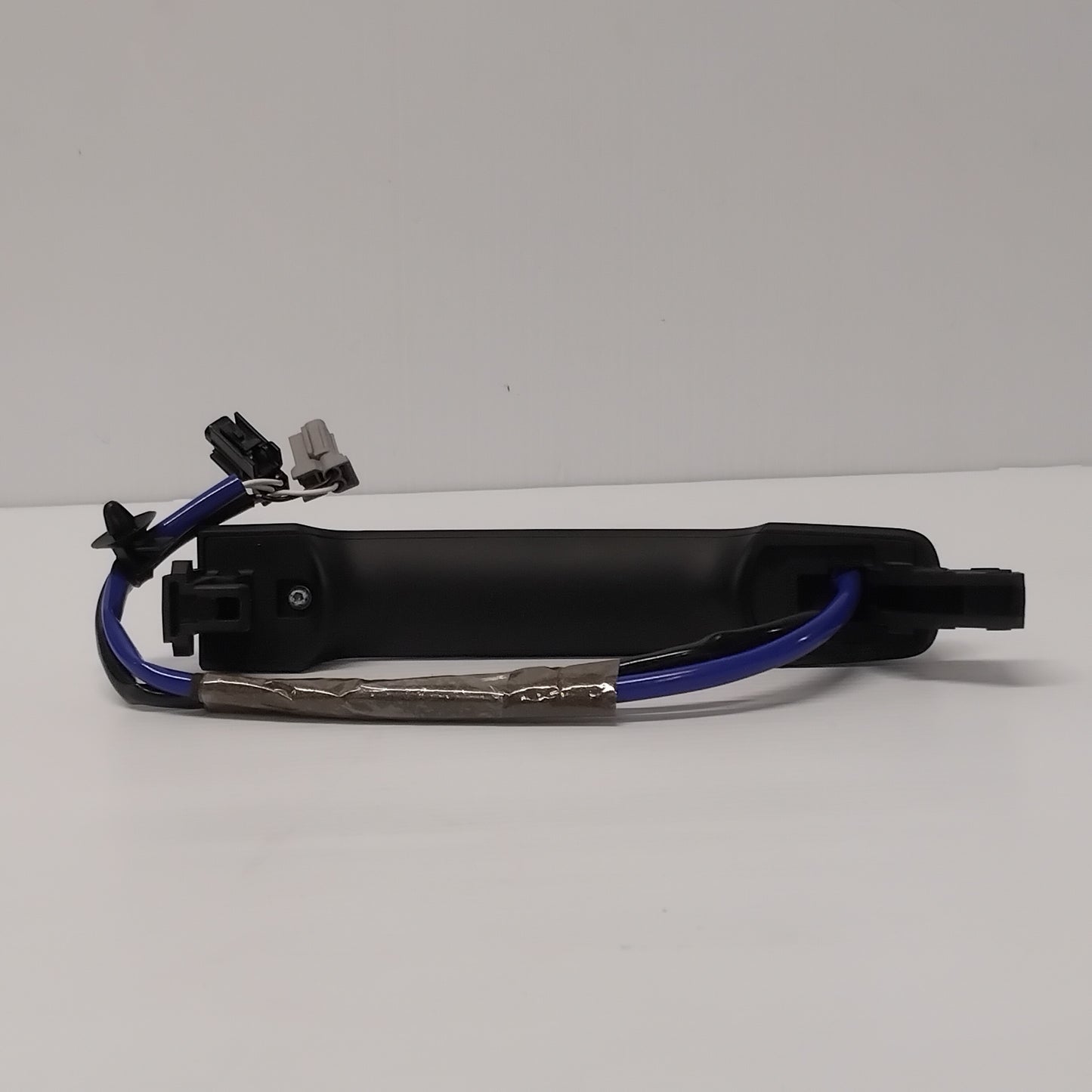 Genuine Front Door Exterior Handle - Nissan Pathfinder 2007-2009 | 806403X69A