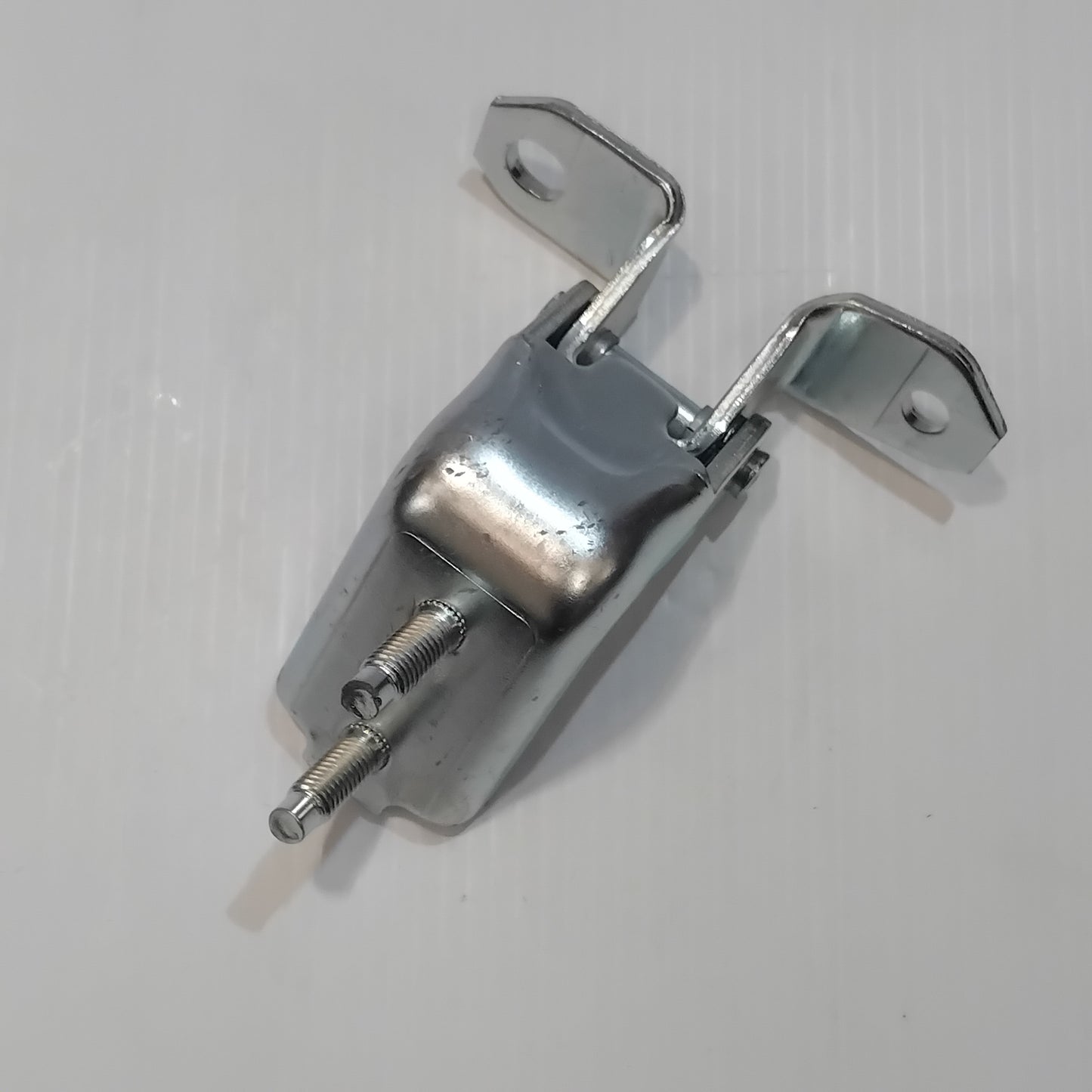 Genuine Suzuki Hinge,Rear Door Rh Az | 69430-68L00-000