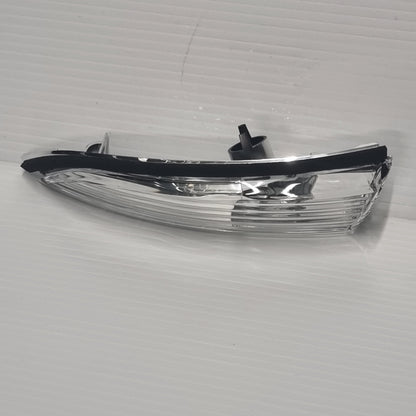 Genuine Left Wing Mirror Indicator - Ford B-Max / Fiesta | 1748313