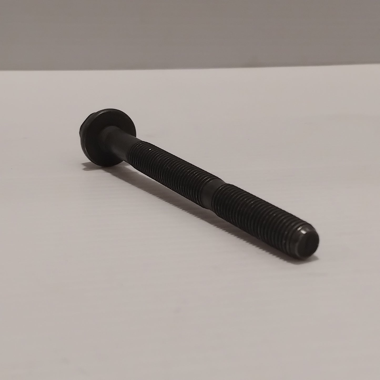 Genuine Ford Screw | 1549981