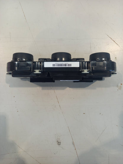 Genuine SEAT Disp.Unit | 7N0907044ATZJU