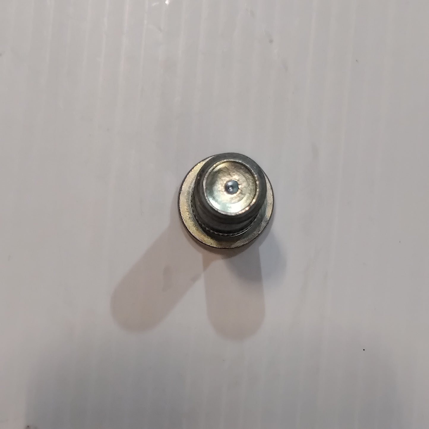 Genuine Mitsubishi Bolt,Front Wheel Hub | MB301529
