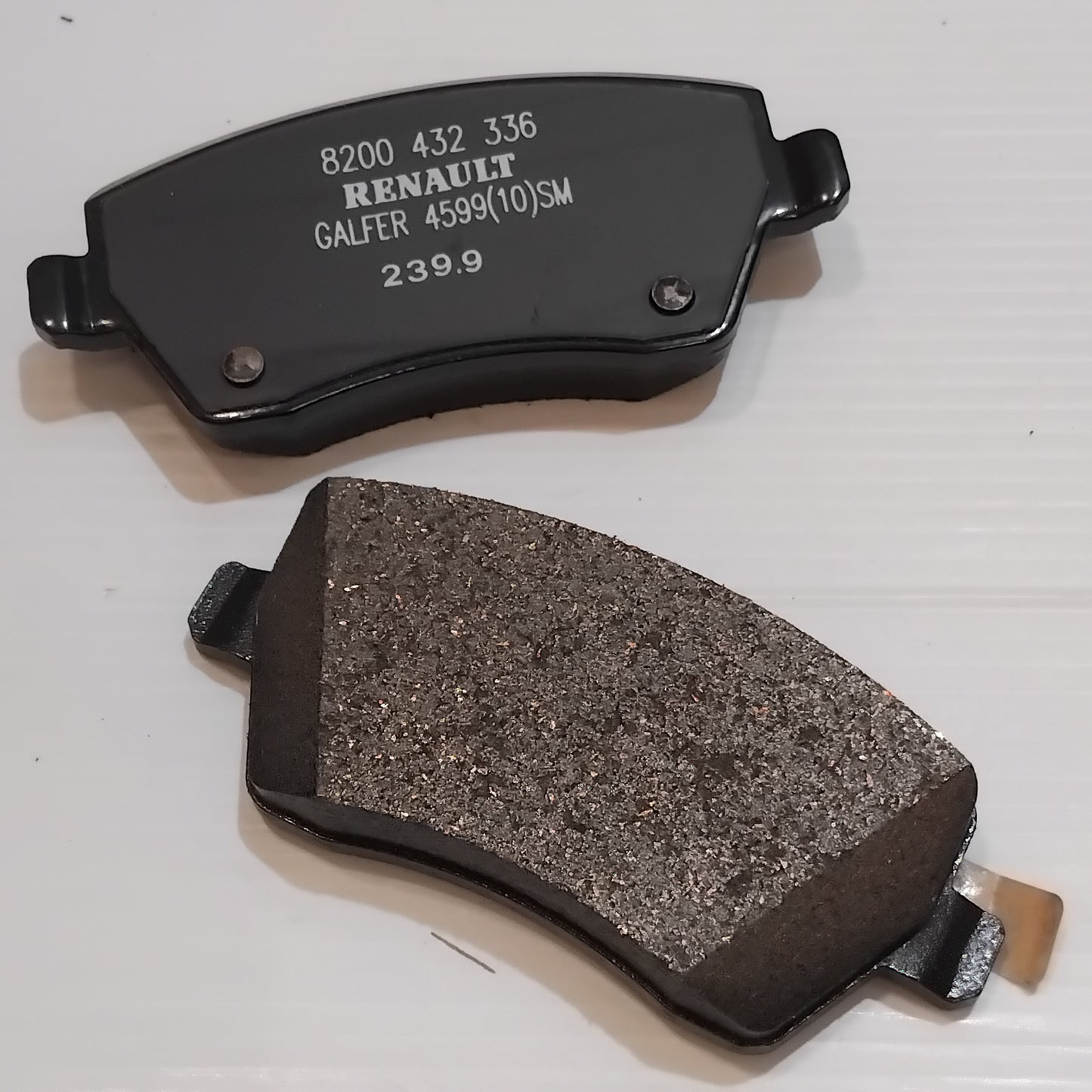 Genuine Renault Brake Pads | 41 06 047 75R