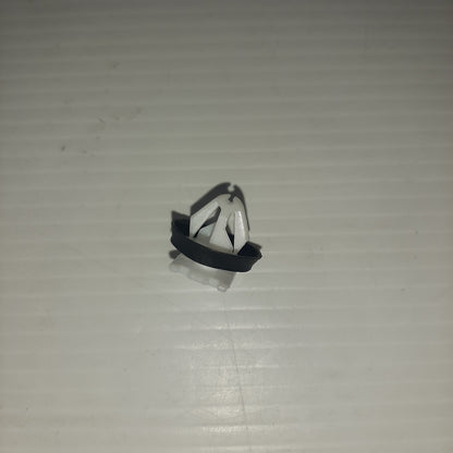 Genuine MG Clip-S/D Sill Mldg - (MG4) | 10888084