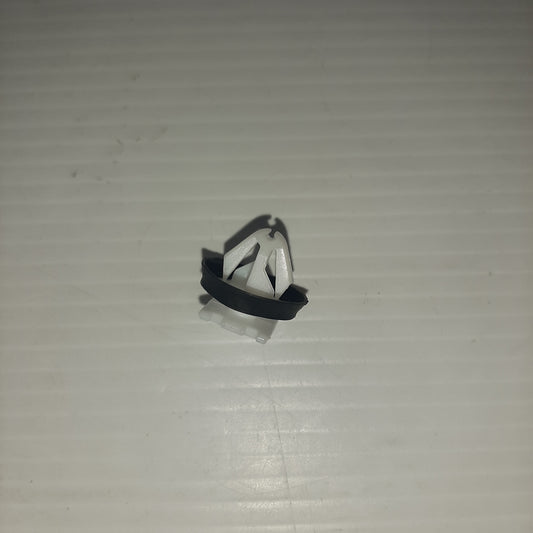 Genuine MG Clip-S/D Sill Mldg - (MG4) | 10888084