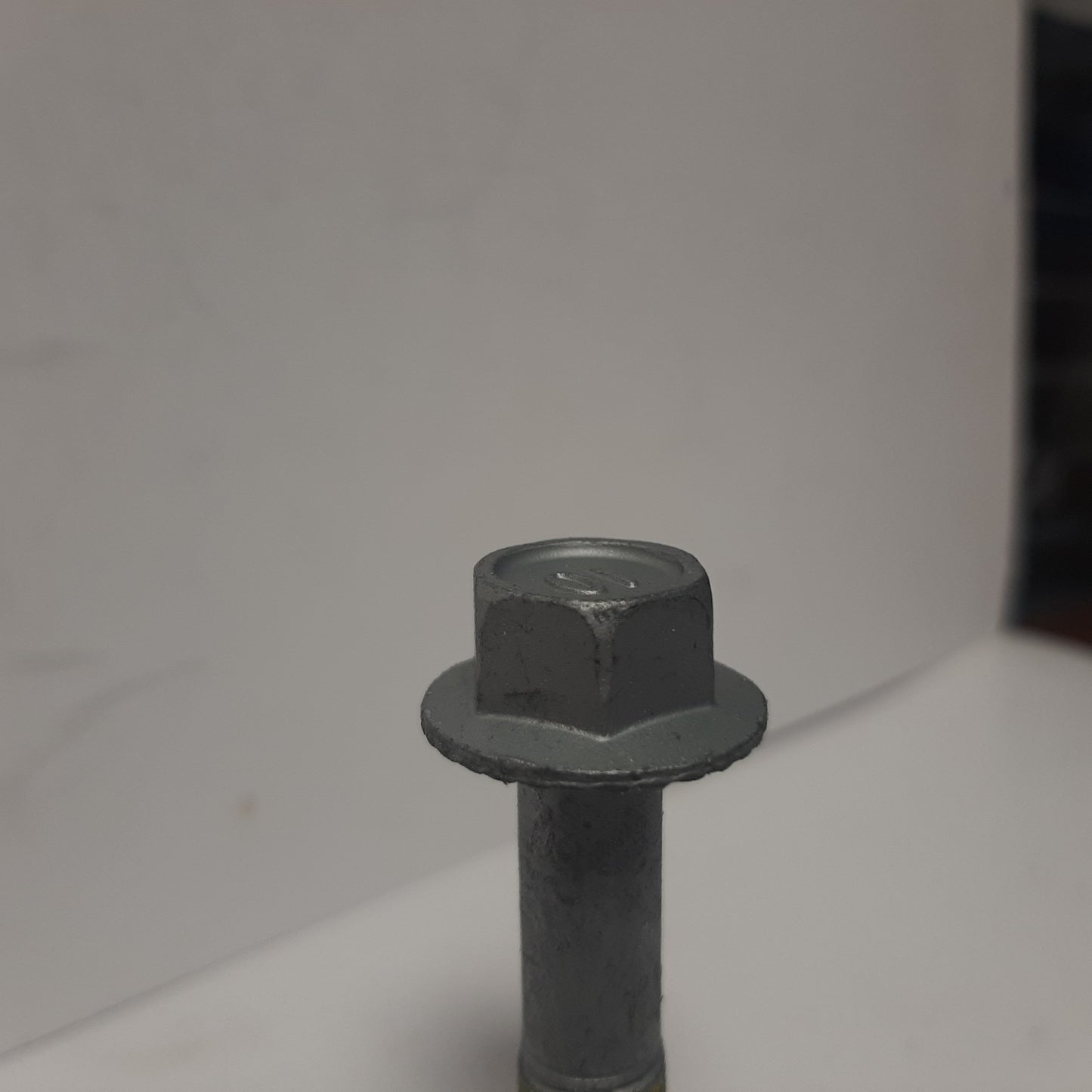 Genuine Hyundai Bolt | 491292B300