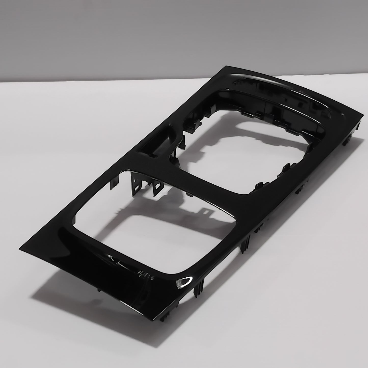 Genuine Vauxhall Console Face | YR003672XU