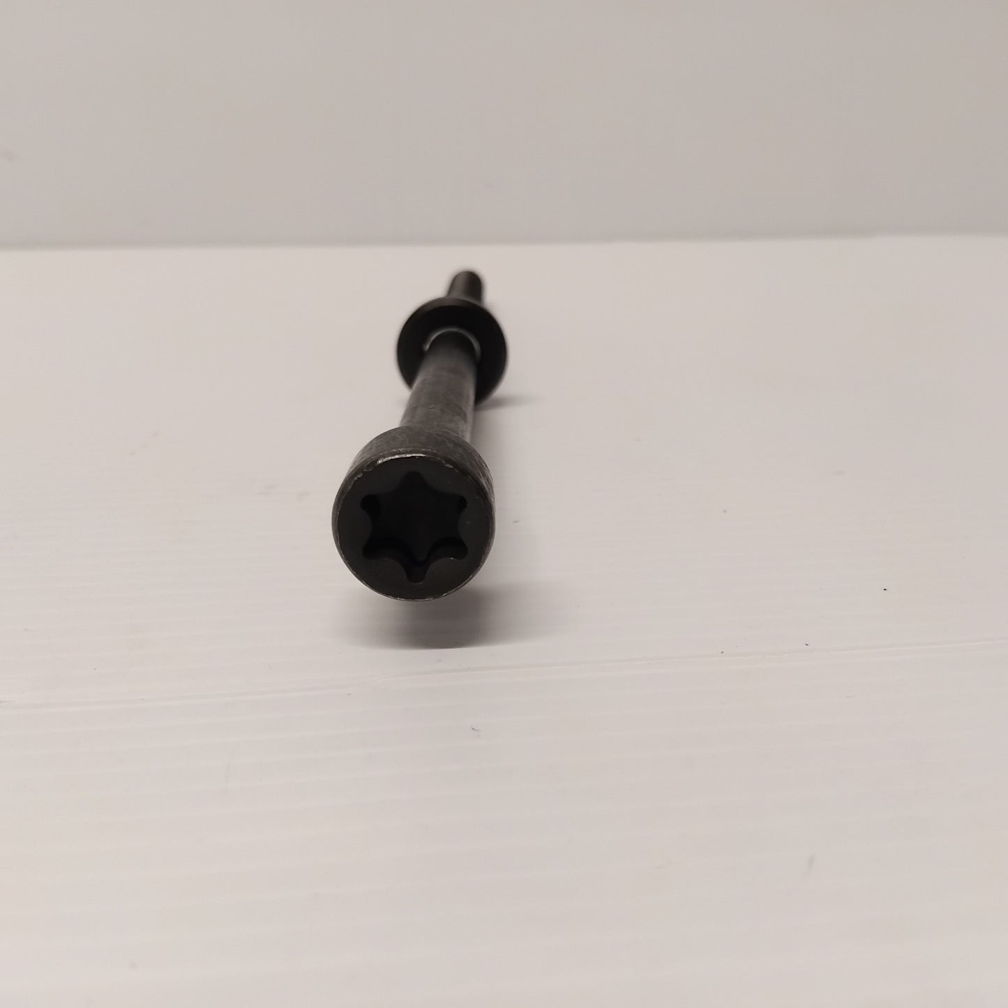 1x Genuine Cylinder Head Screw - Vauxhall Astra H / Zafira B | 55571777