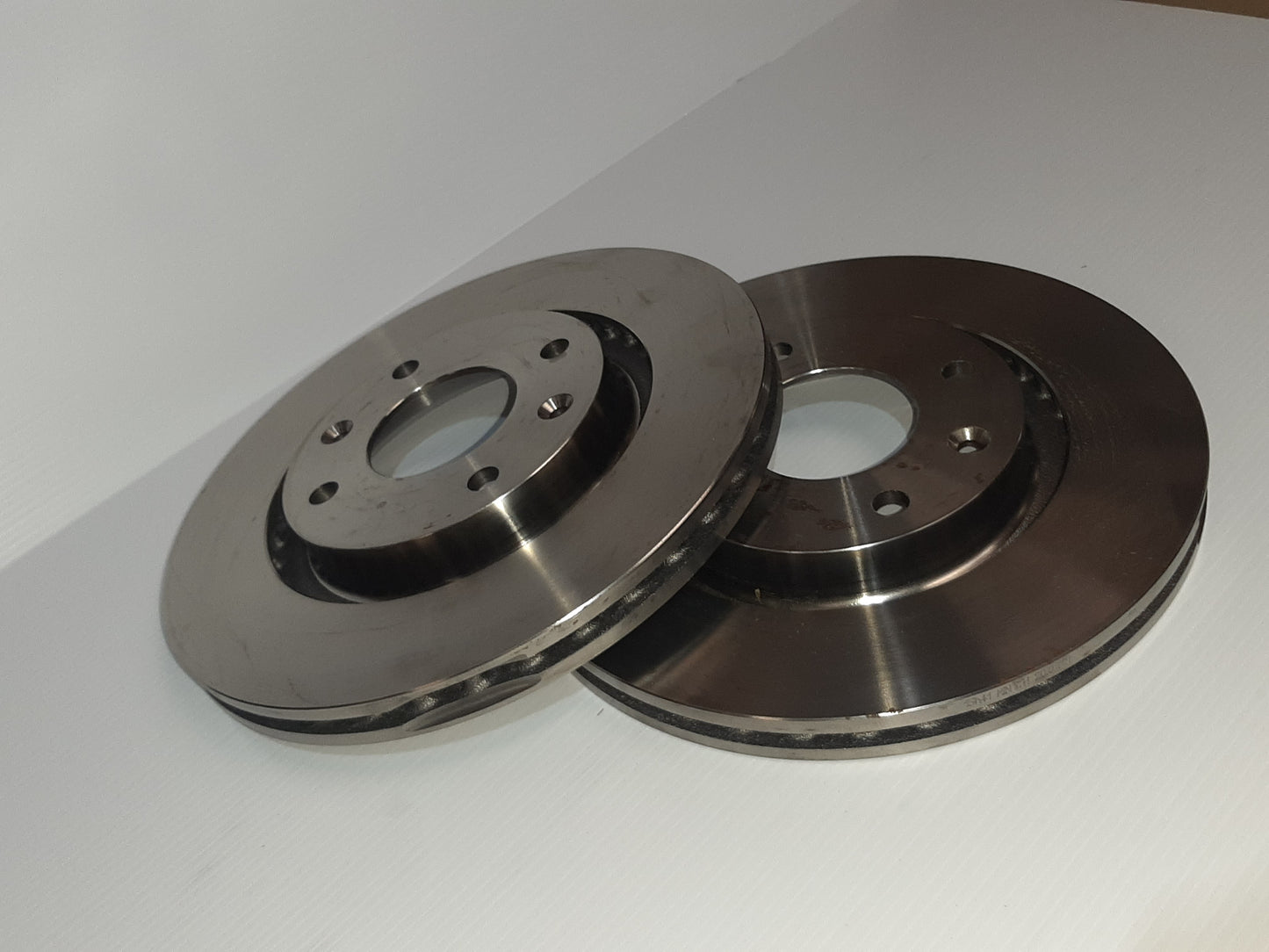 2x Front Brake Discs PSA - Peugeot 1007 2005-2009 | 4249G1