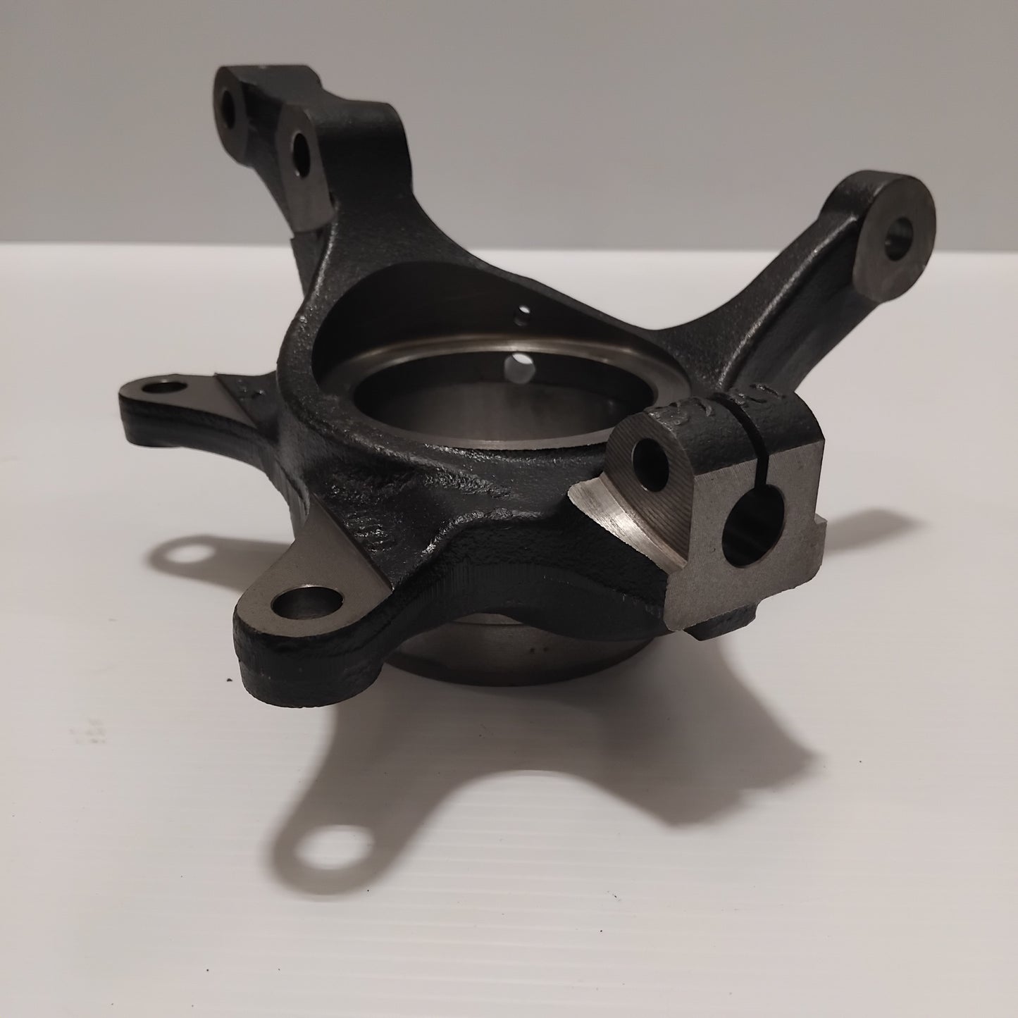 Genuine Suzuki Knuckle Steering R | 45111-57K10-000