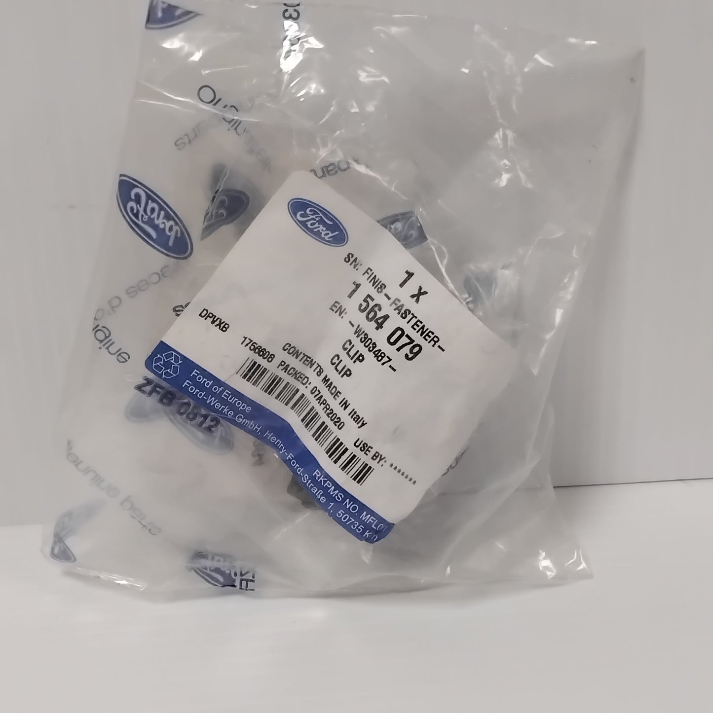 Genuine Ford Clip | 1564079