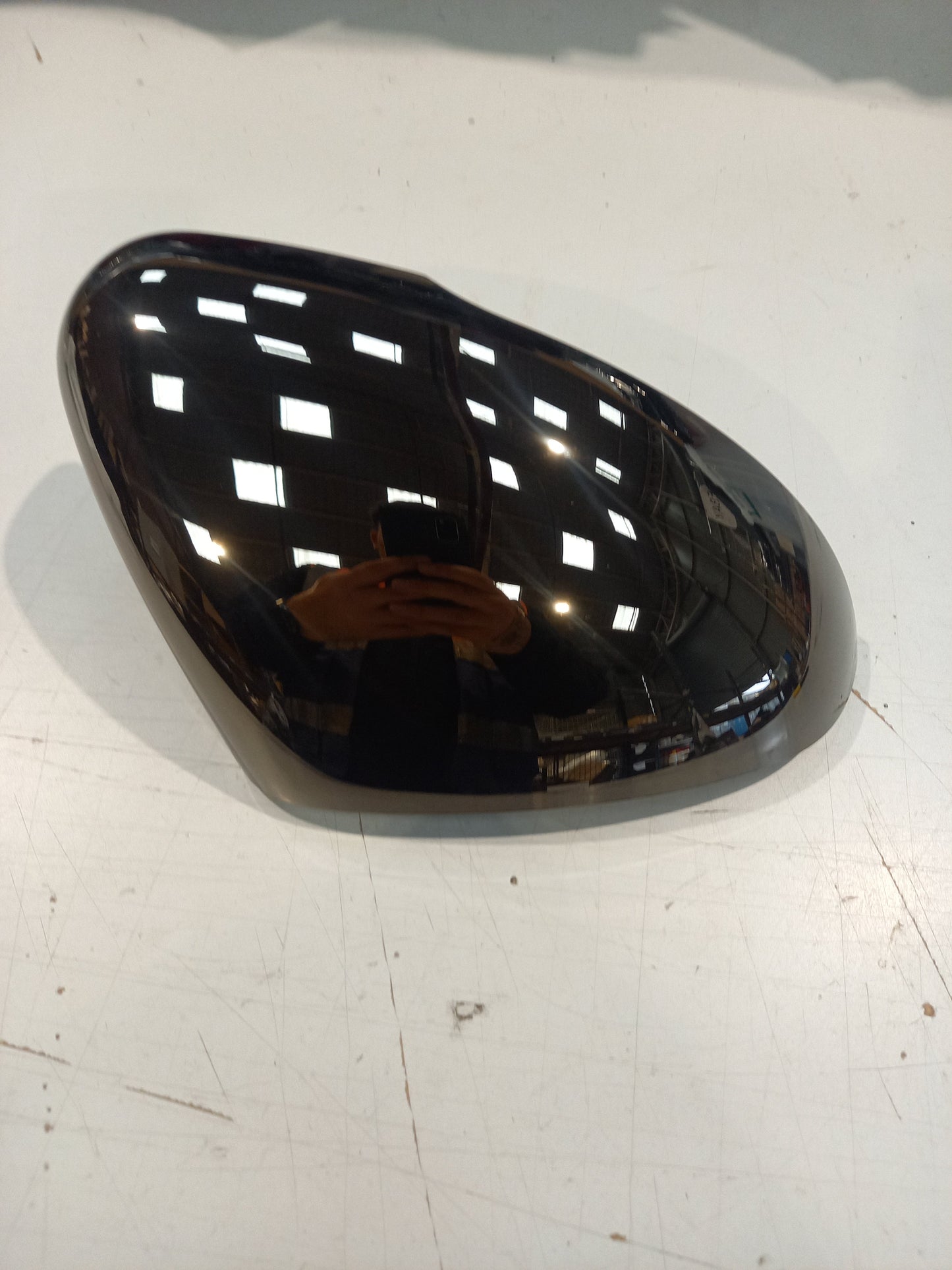 Genuine Kia Scalp-O/S Rr View Mi | 87626J5100