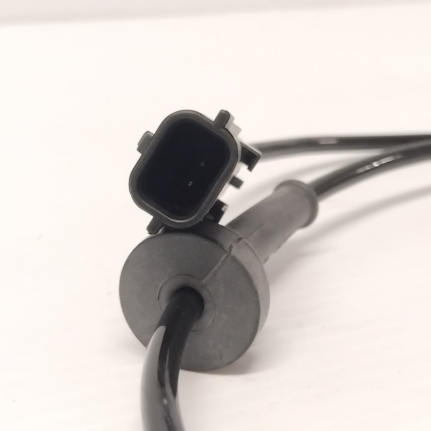 Genuine Front ABS Sensor - Nissan NV400 2011-2022 | 4791100Q0B