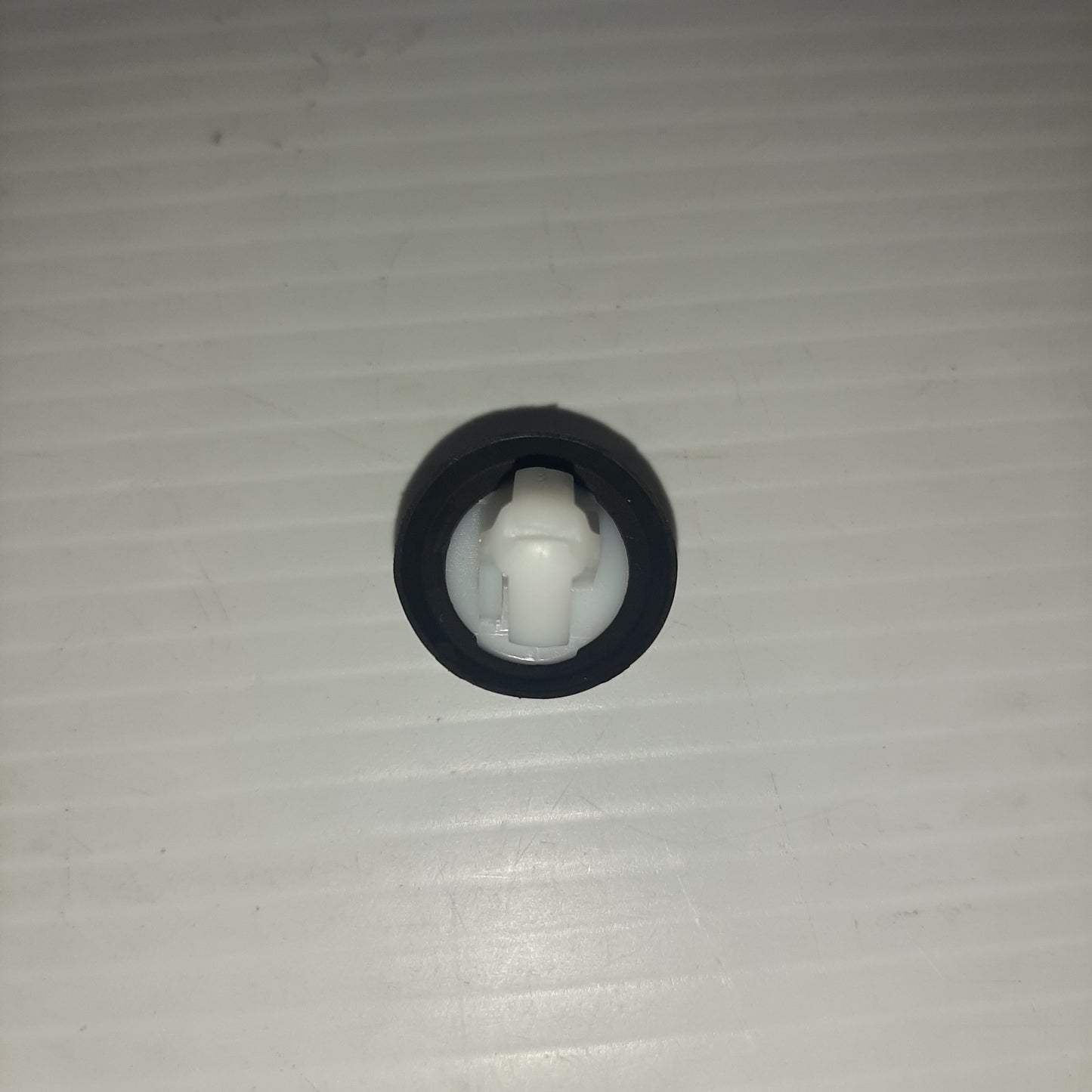 Genuine MG Clip-S/D Sill Mldg - (MG4) | 10888084