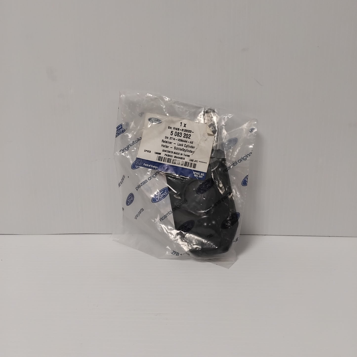 Genuine Lock Cylinder Retainer - Ford Transit 2002-2013 | 5083202