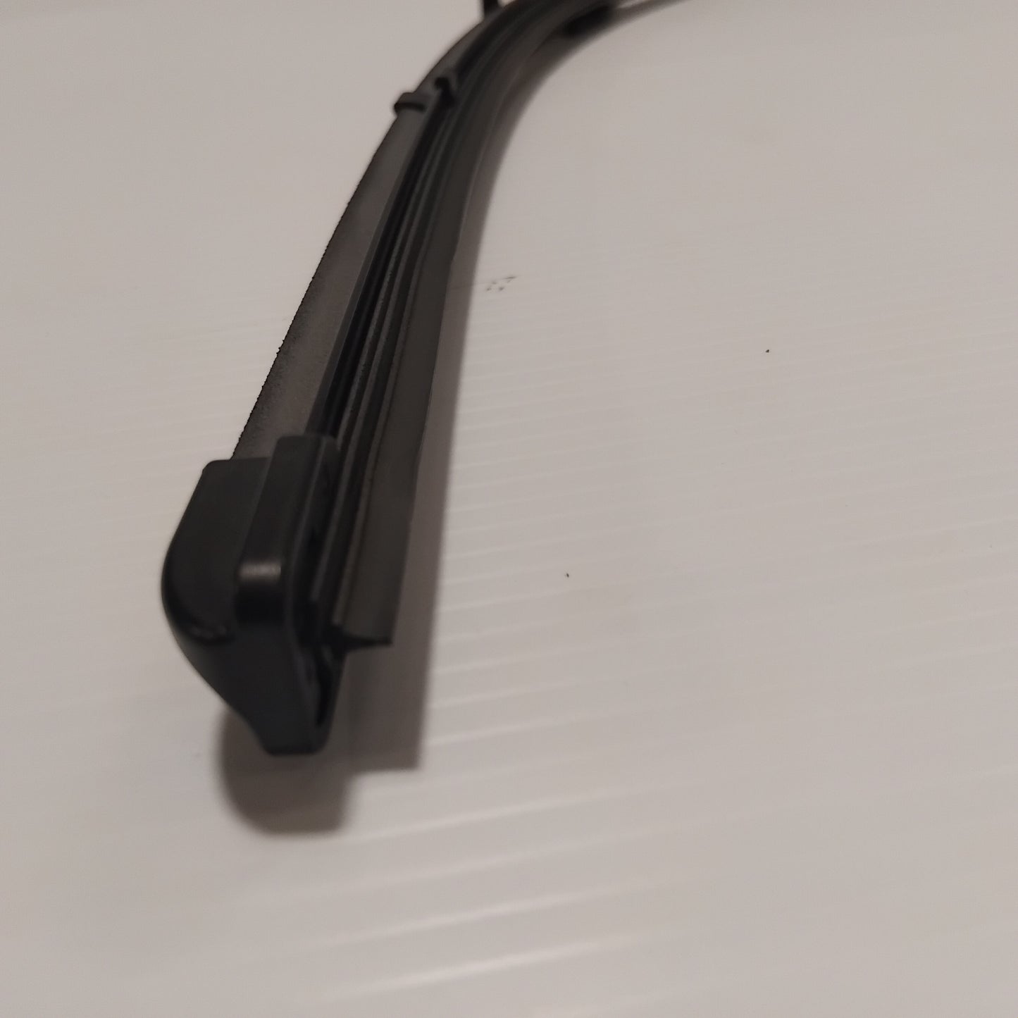 Genuine Renault Wiper Blade Rh | 28 89 082 85R