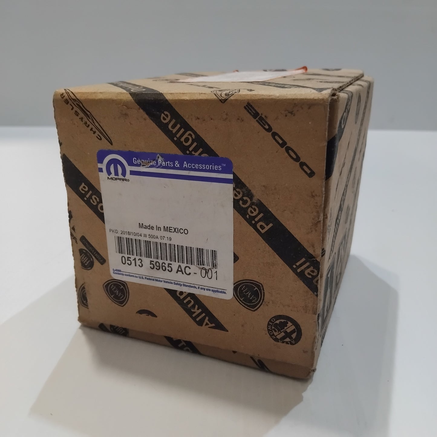 Genuine Steering Wheel Air Bag - Chrysler 300 2005-2010 RHD | K05135965AC