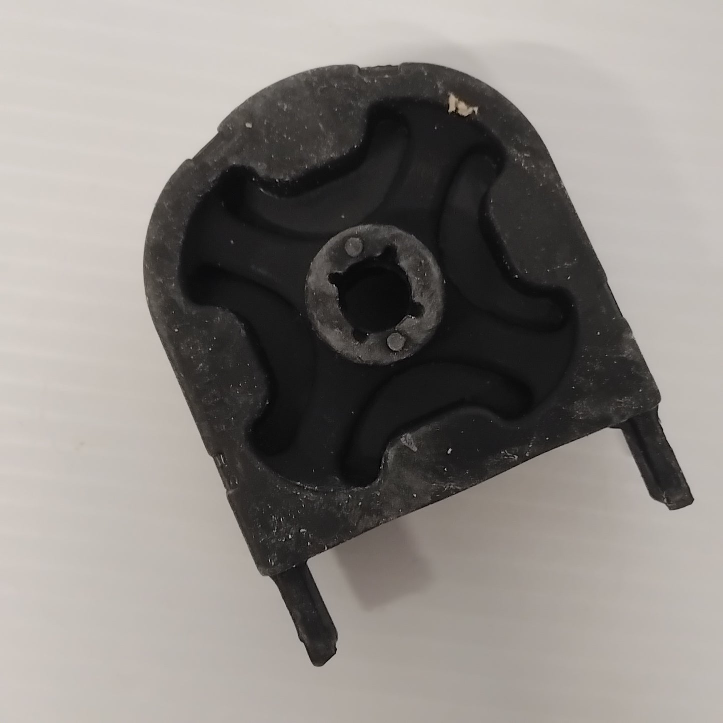 Genuine Silencer Rear Bracket Pad - Fiat 500X  | 51814167