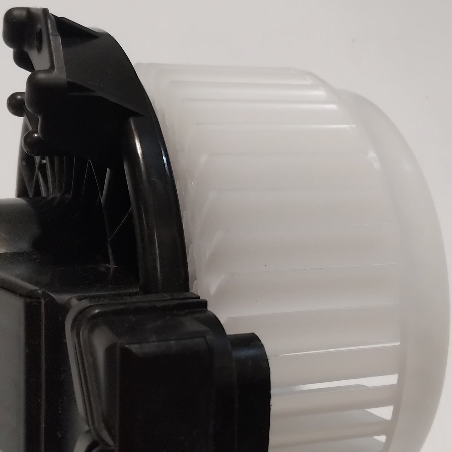 Genuine Motor Blower - Suzuki Swift | 74150-63J00-000