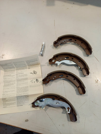 Genuine Mazda Shoe Set,Brake- | DFY32638ZA