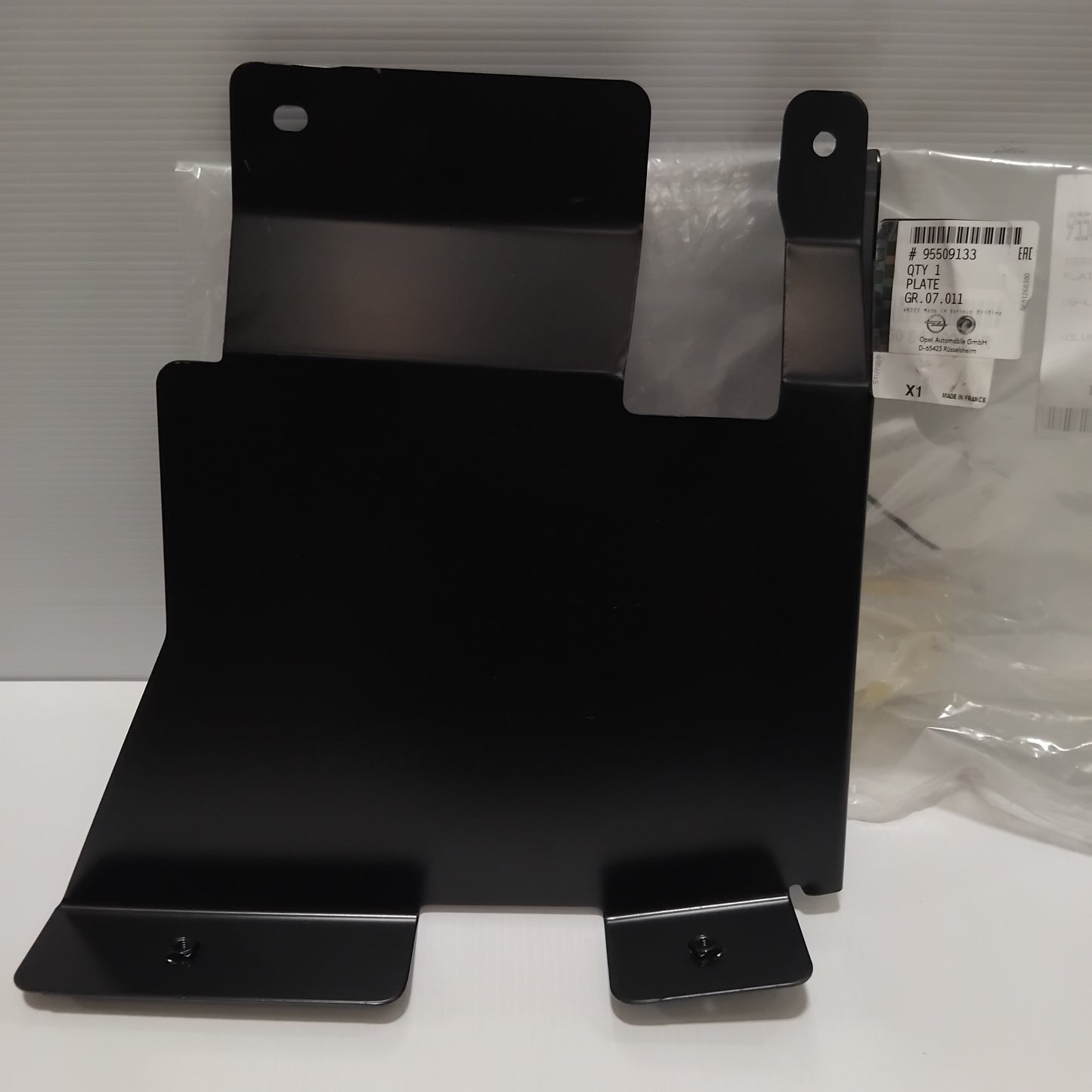 Genuine Left Front Under guard Cover - Vauxhall Movano-B | 95509133