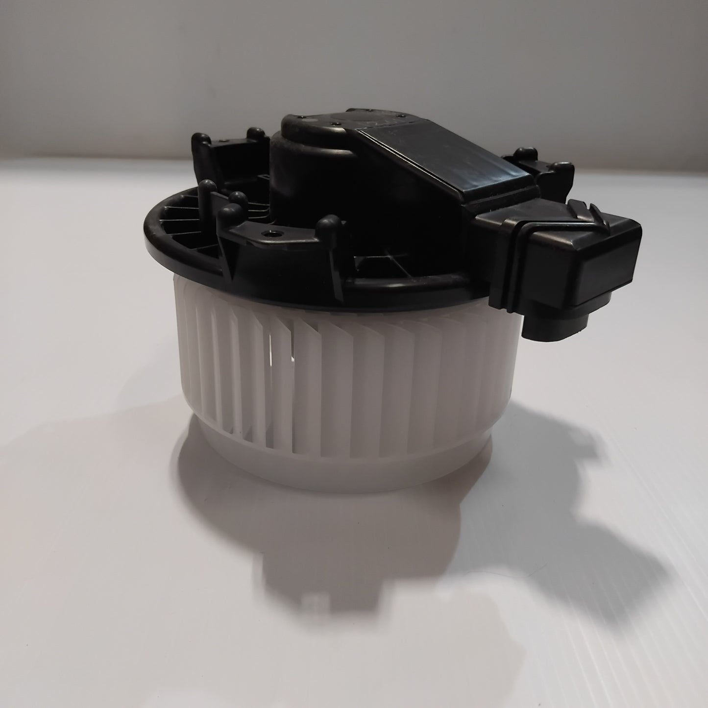 Genuine Motor Blower - Suzuki Swift | 74150-63J00-000