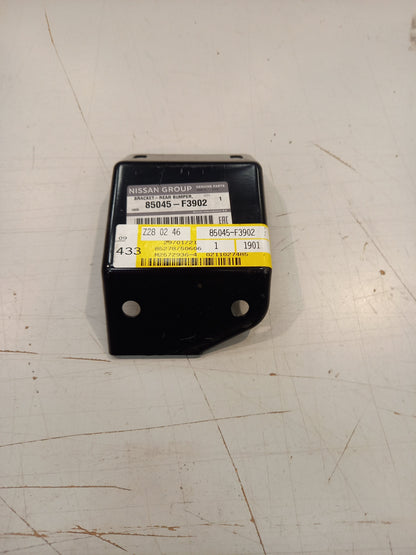Genuine Nissan Bracket | 85045F3902