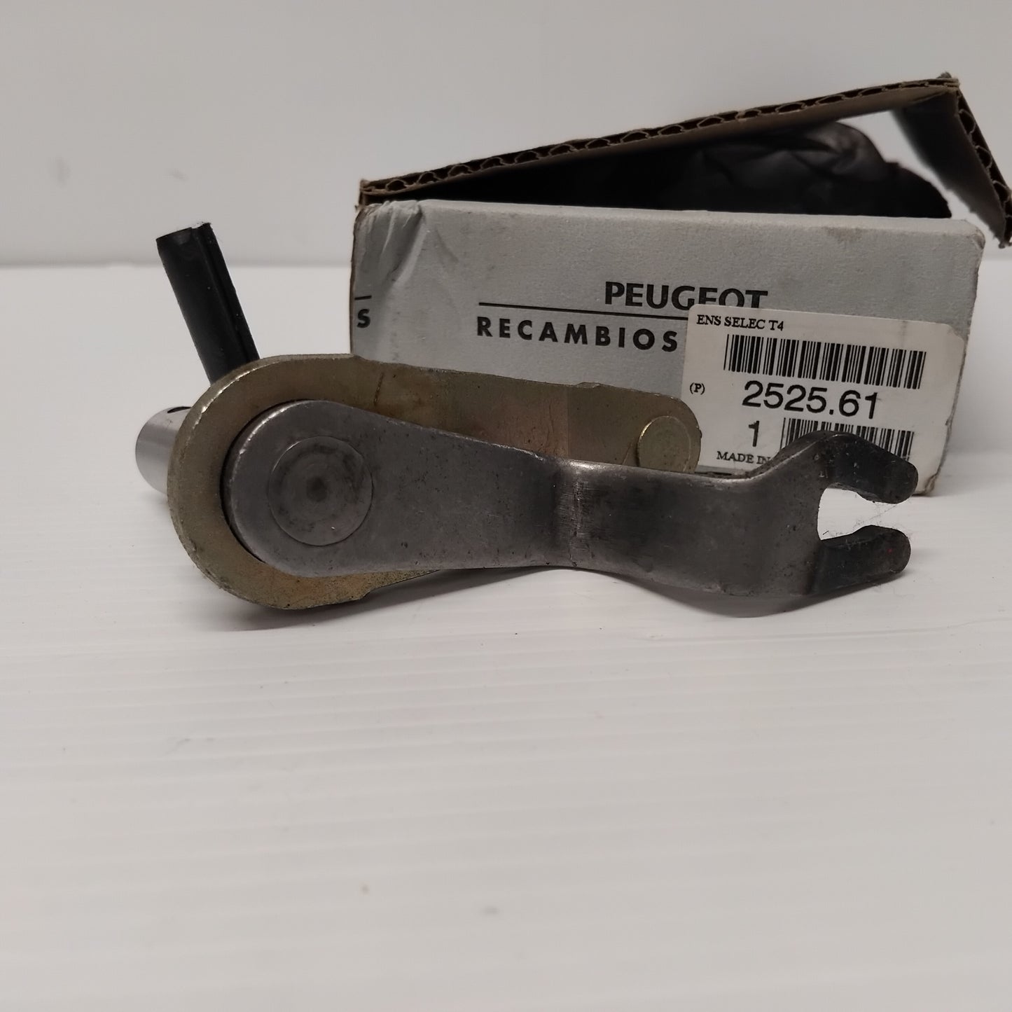 Genuine BE4R Gearbox Selection Lever - Citroen Xsara Picasso | 252561