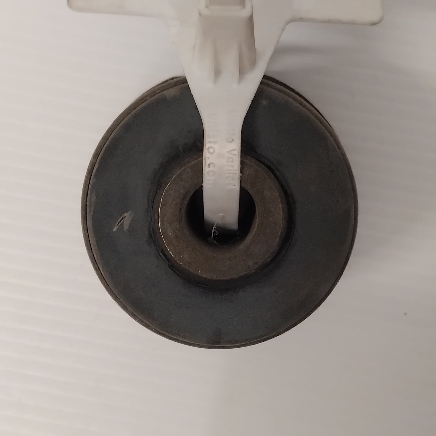 Genuine Control Arm Bush - Jeep Grand Cherokee 2003-2004 | K52088220