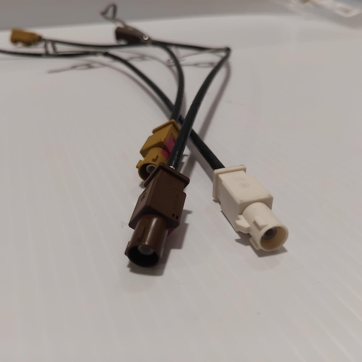 Genuine Renault Harn-Radio Ant Co | 28 24 332 28R