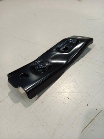 Genuine Mazda Bracket(R),Cros | DA6A34H25A