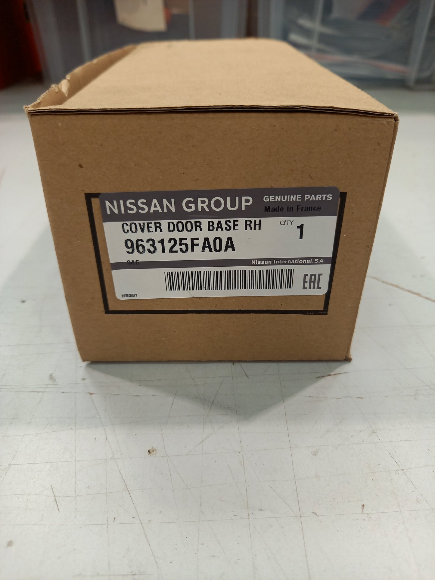 Genuine Nissan Cover-Front Doo | 963125FA0A