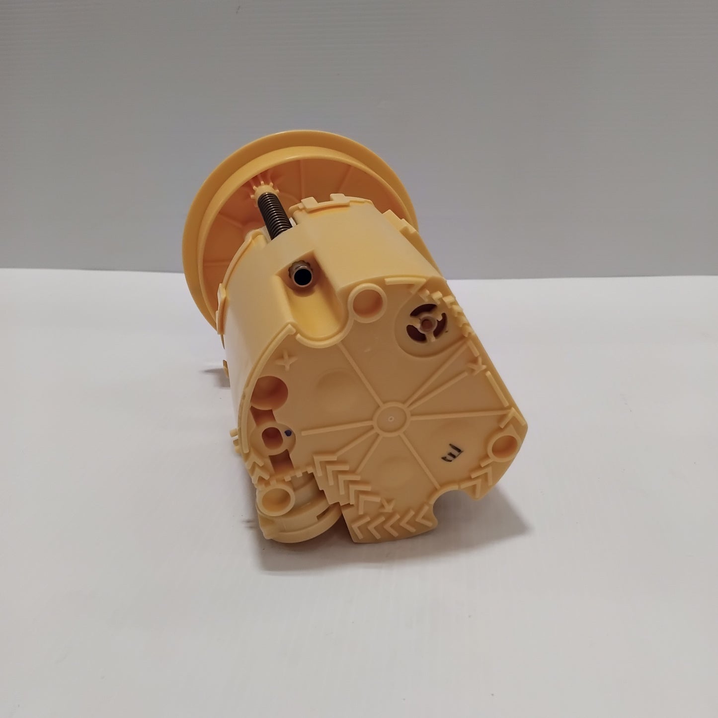 Genuine Mazda Pump Fuel | DF784216YA