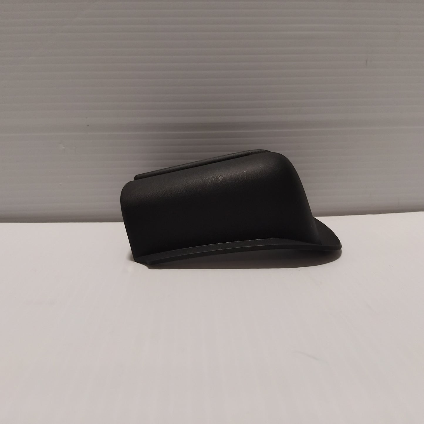 Genuine Renault Tip Rail Door | 82 00 675 627