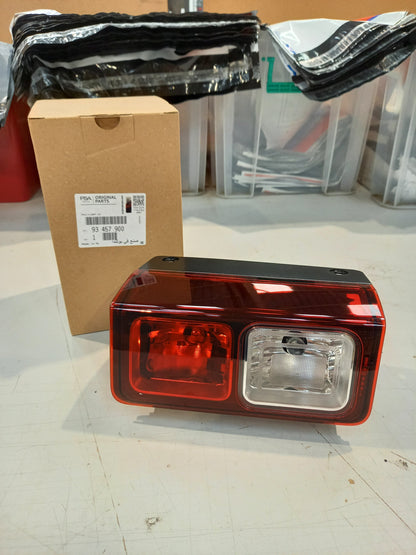 Genuine Vauxhall Tail-Light | 93457900