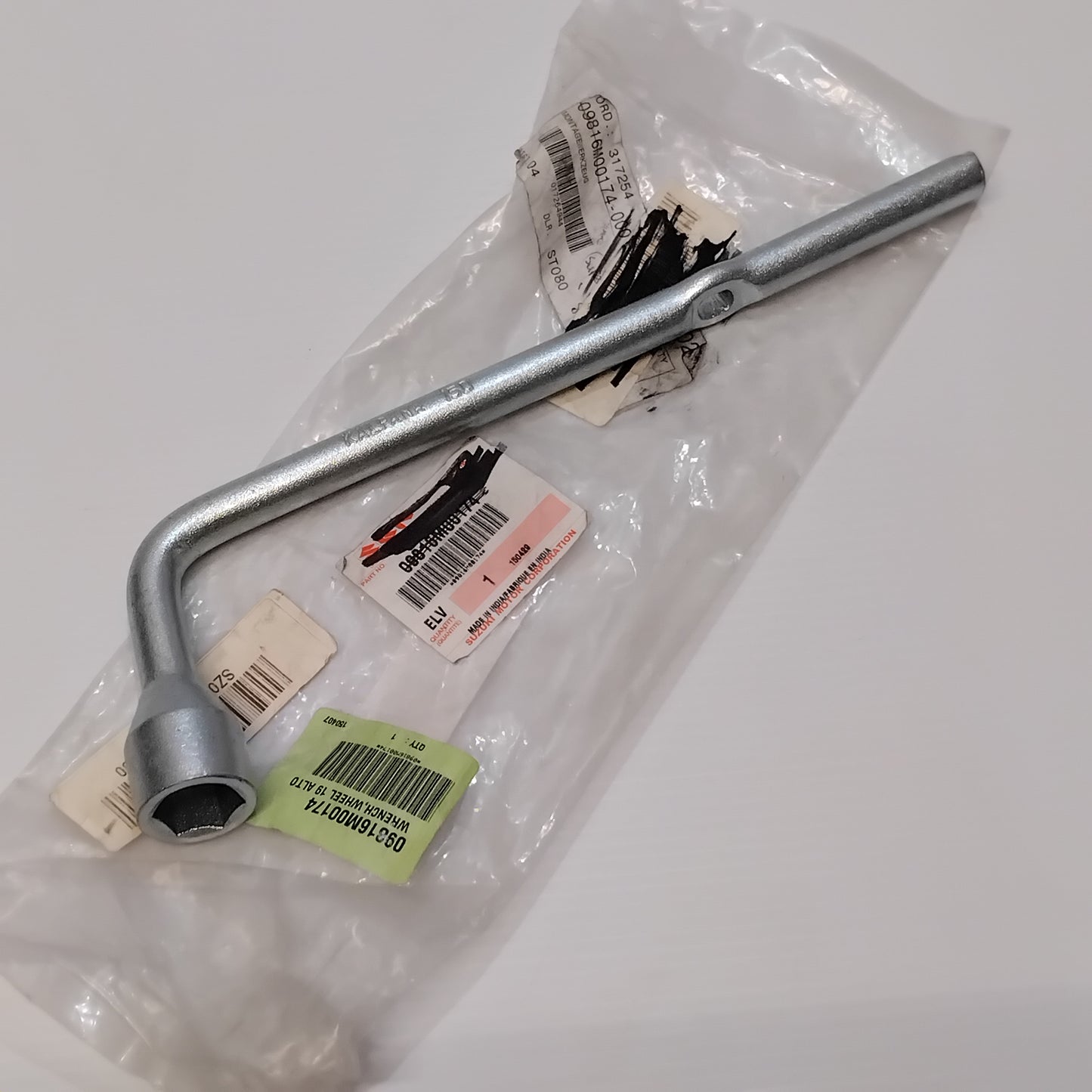 Genuine Suzuki Wrench, Wheel 19 | 09816M00174-000