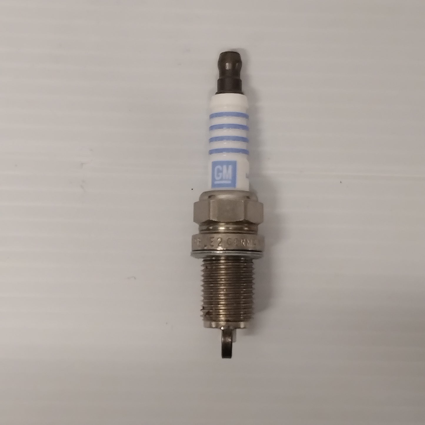 Genuine Vauxhall Spark Plug | 93180485