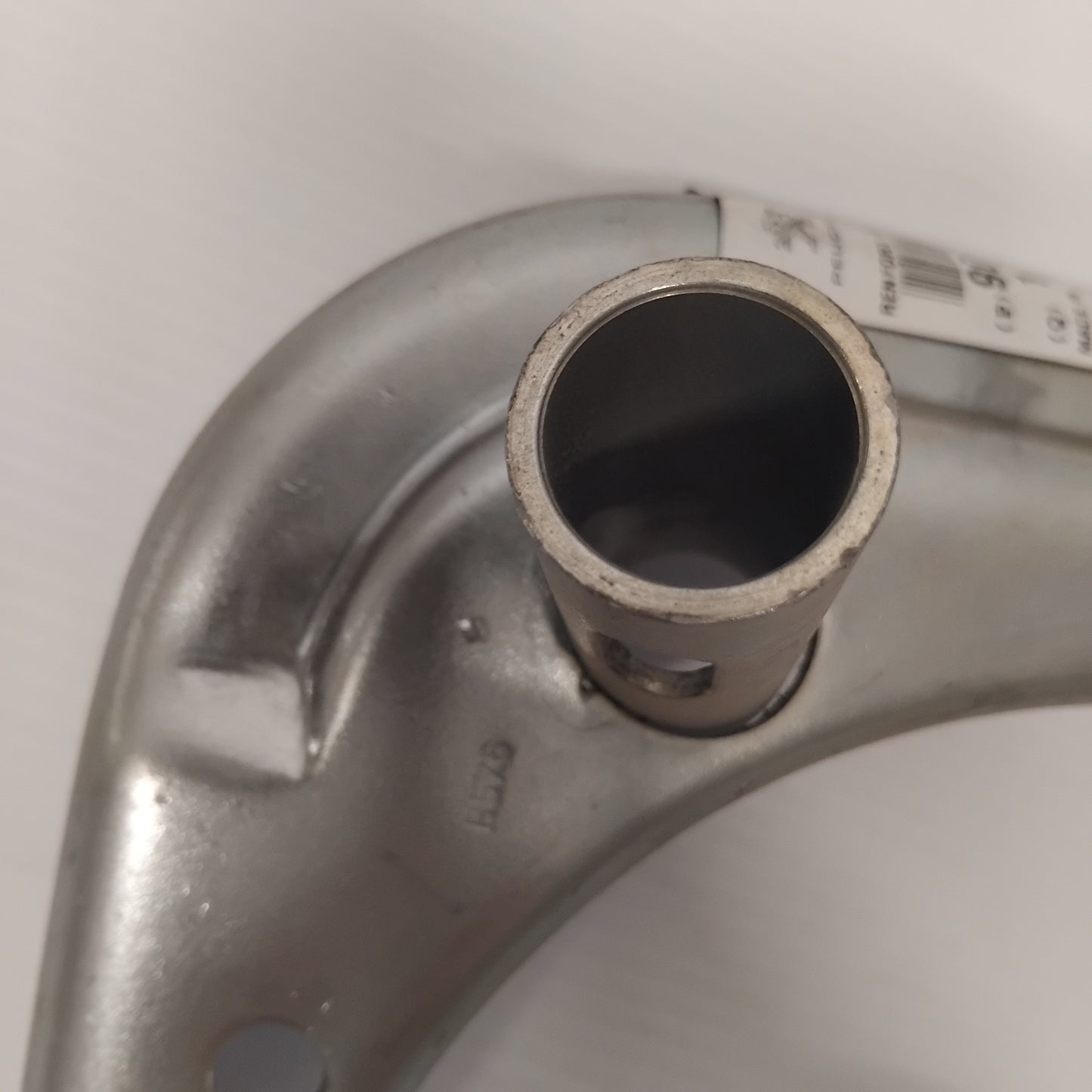 Genuine Left Sliding Door Reinforcement - Peugeot Boxer | 901434