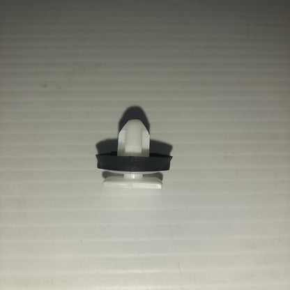 Genuine MG Clip-S/D Sill Mldg - (MG4) | 10888084