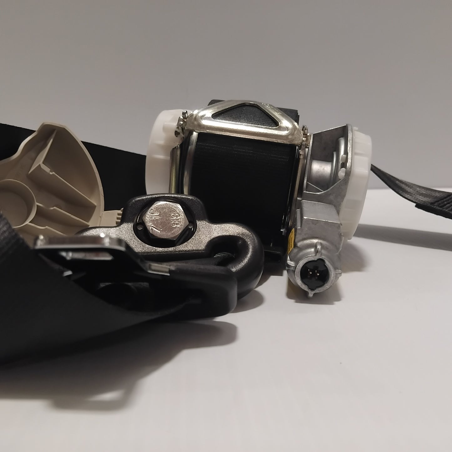 Genuine Fiat Seat Belt | 735523068