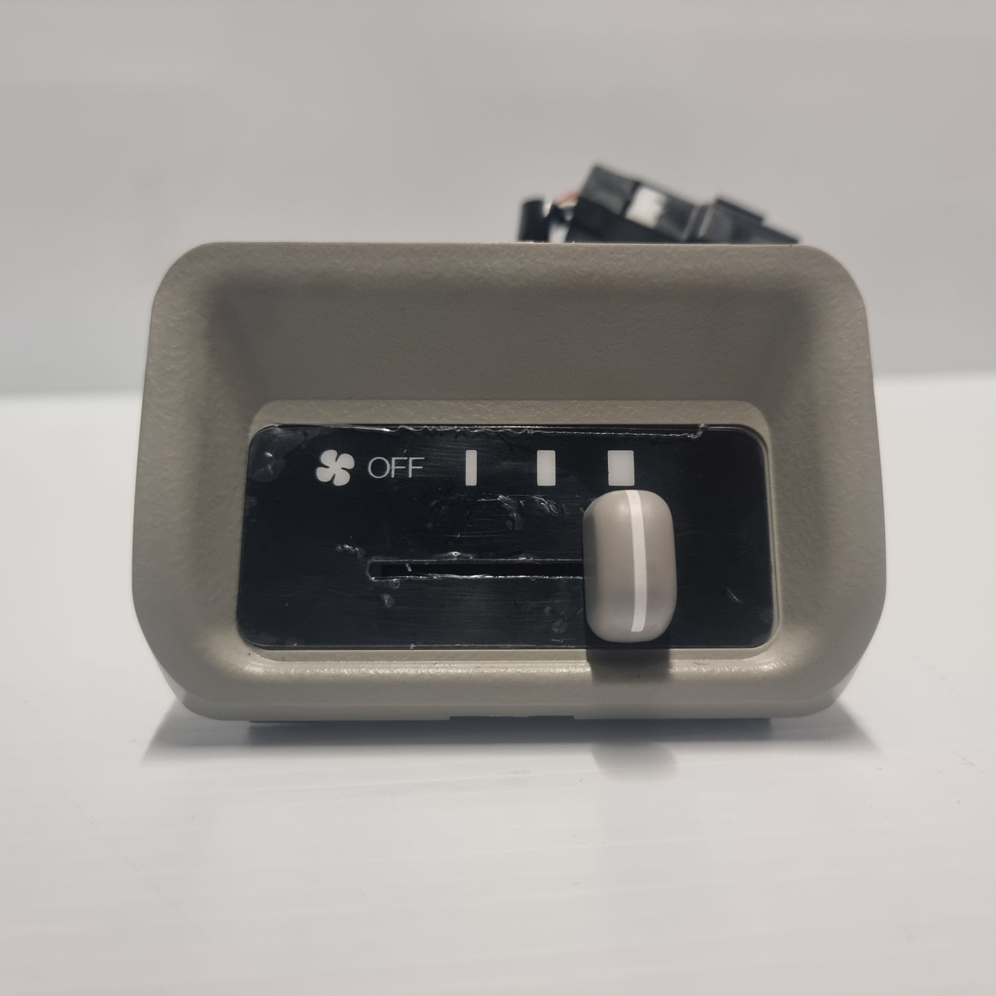 Genuine Suzuki Switch,Rear A/C Unit G | 95524-61JA0-000