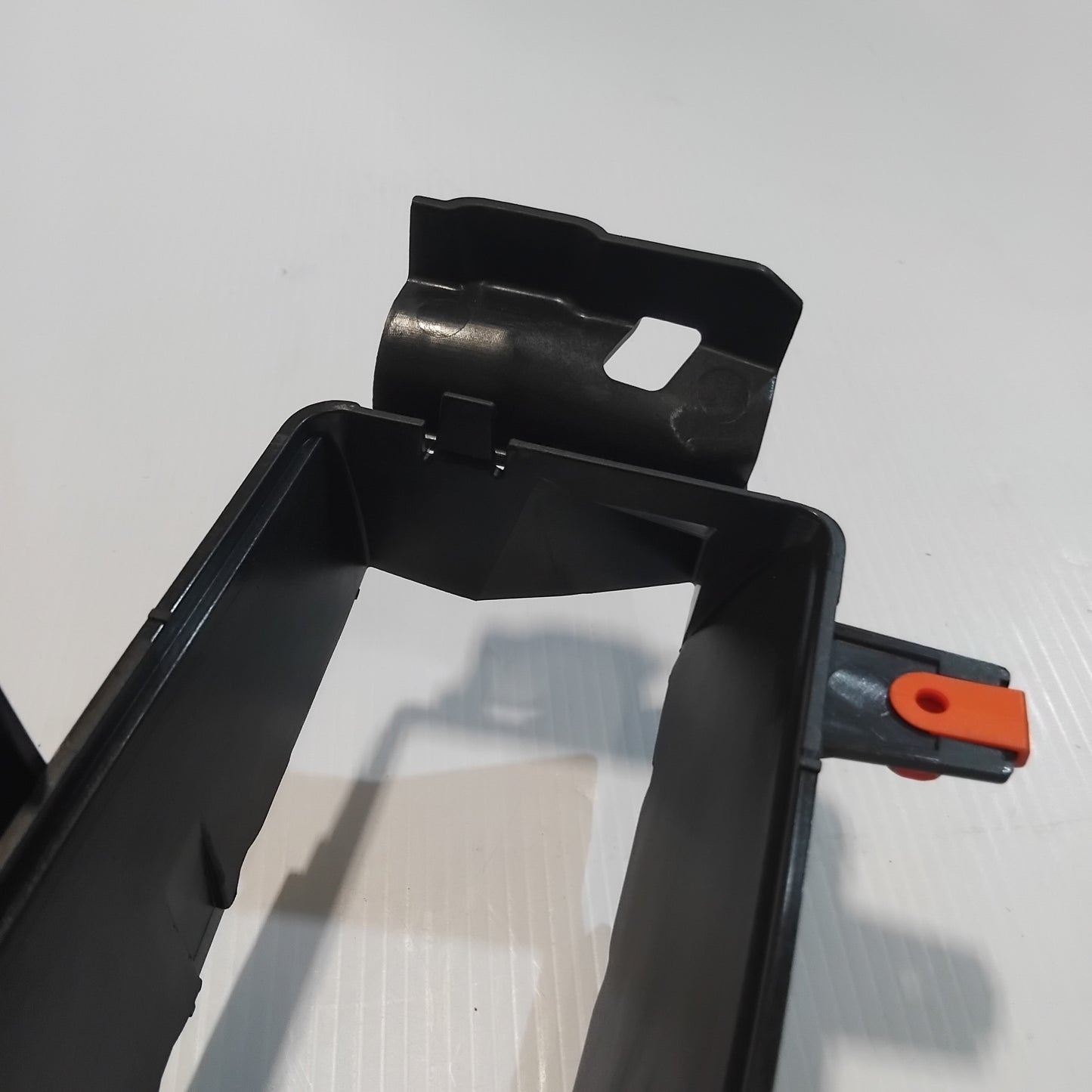 Genuine Vauxhall Outlet Tank | 55206391