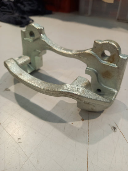 Genuine Fiat Bracket | 77364453