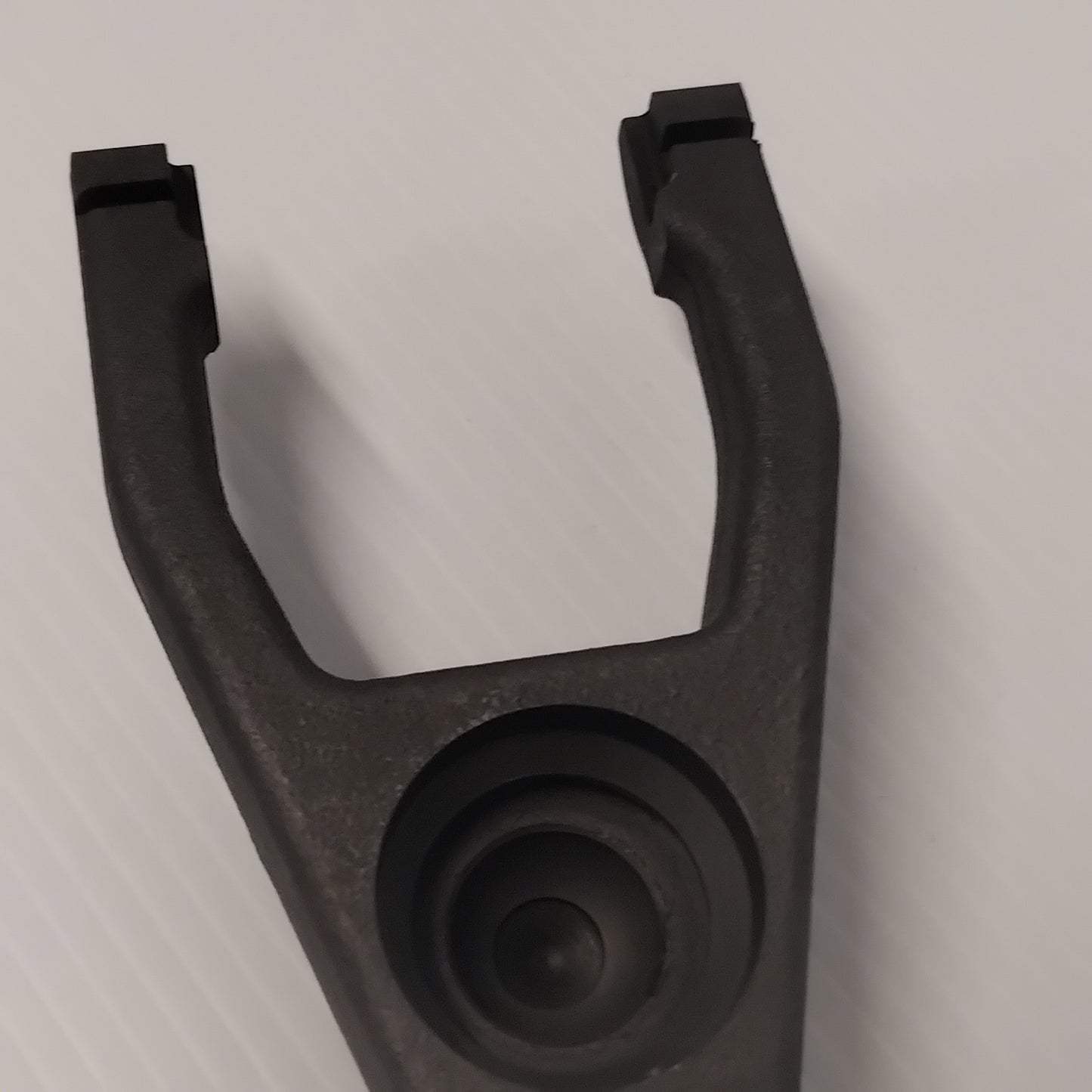 Genuine Clutch Release Lever - Nissan Frontier 2012-2016 2.5 | 305315X00B